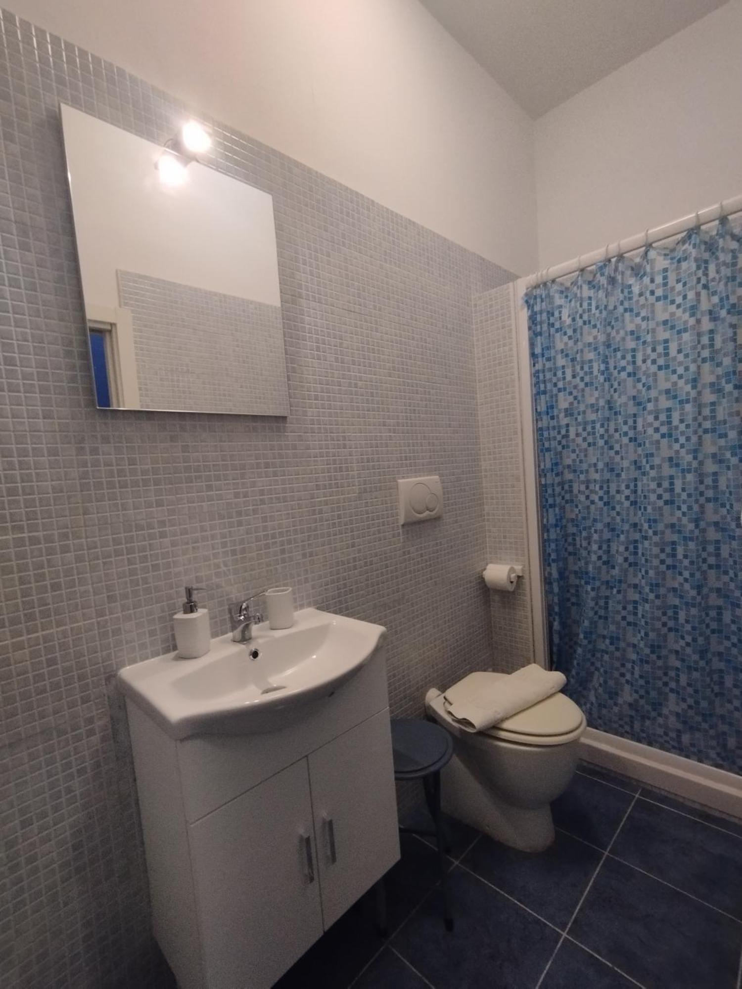 Adriatic Room 50 M Dalla Stazione Ferroviaria Di Ciampino E Dalla Navetta Aeroportuale Экстерьер фото